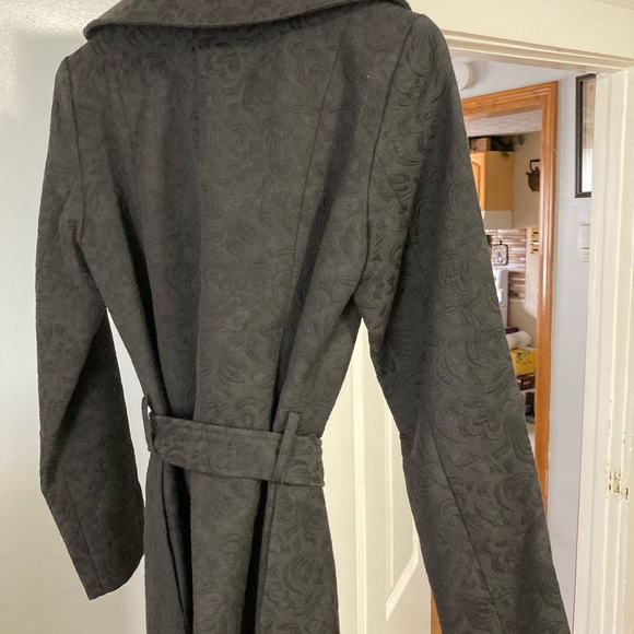 Ladies Pea Coat With Belt - Picture 2 of 11